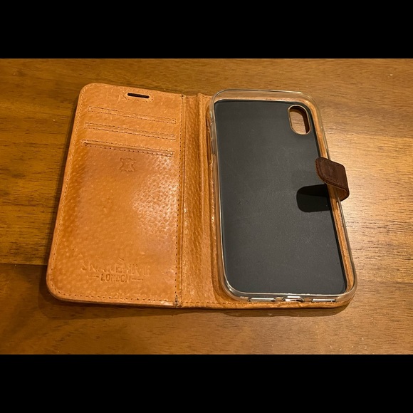 SNAKEHIVE VINTAGE LEATHER WALLET
APPLE IPHONE XR CASE - Picture 5 of 7